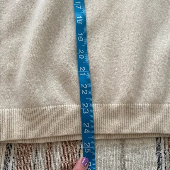 Boden Cream Cashmere V-neck Sweater - Picture 11 of 14